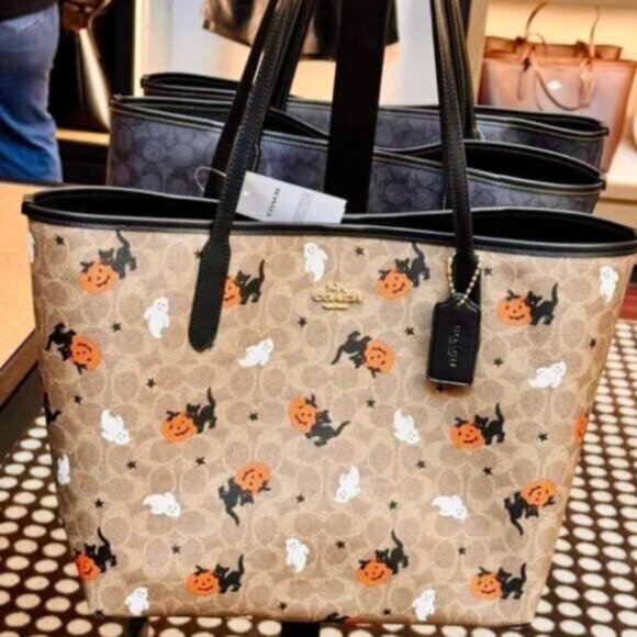 NWT Coach City Tote In Signature Canvas With Halloween Print CW450 - Picture 2 of 6